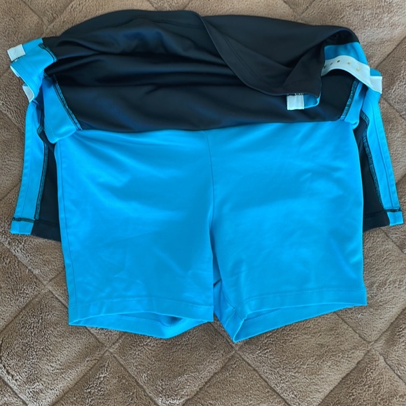 IZOD Perform X movement Cool-FX tennis/ golf/ pickle ball top and bottom - Picture 8 of 9